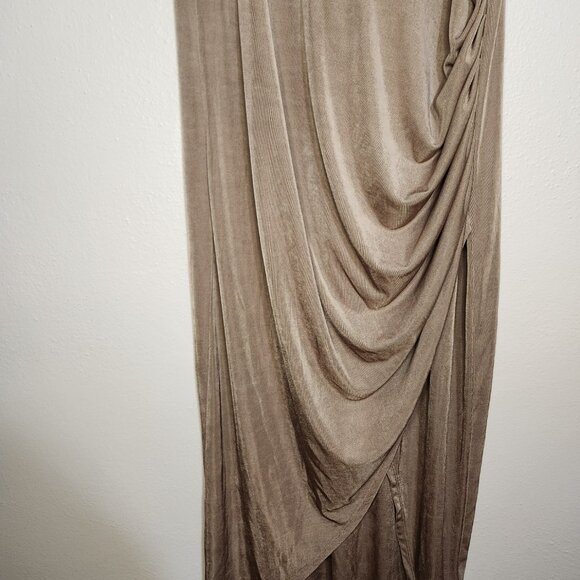 Nina Parker Tan Brown Sleeveless Slinky Dress With Ruching Size 2XL - Picture 8 of 8